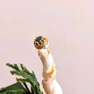 Body Gems 14k Yellow Gold Black Opal Crown threadless end